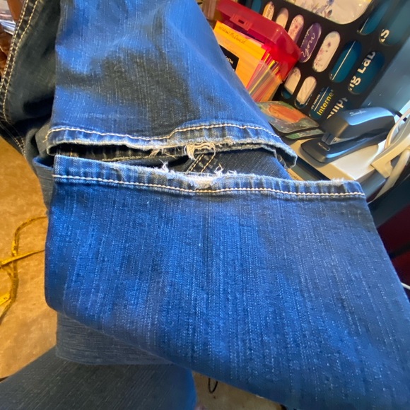 Preowned Maurices Blue Jeans - Picture 4 of 8